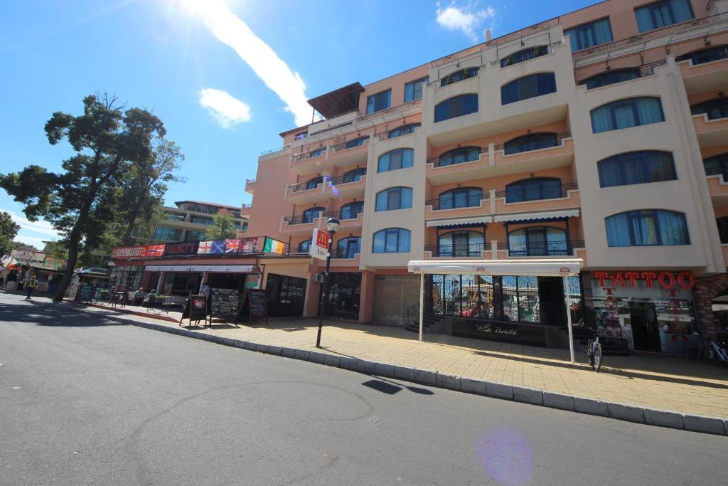 Menada Villa Bonita Apartments Sunny Beach Esterno foto