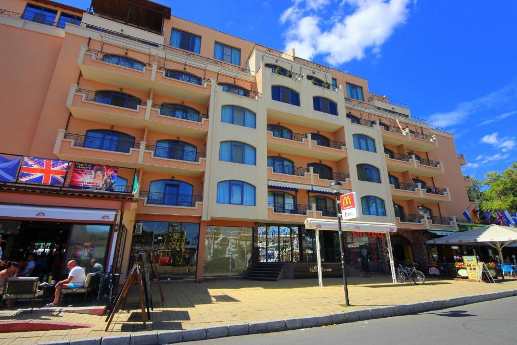 Menada Villa Bonita Apartments Sunny Beach Esterno foto
