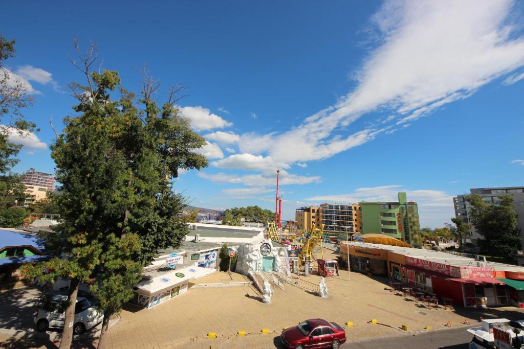 Menada Villa Bonita Apartments Sunny Beach Esterno foto