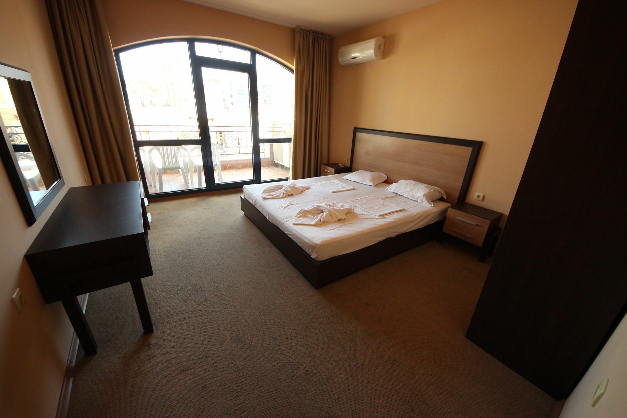 Menada Villa Bonita Apartments Sunny Beach Esterno foto
