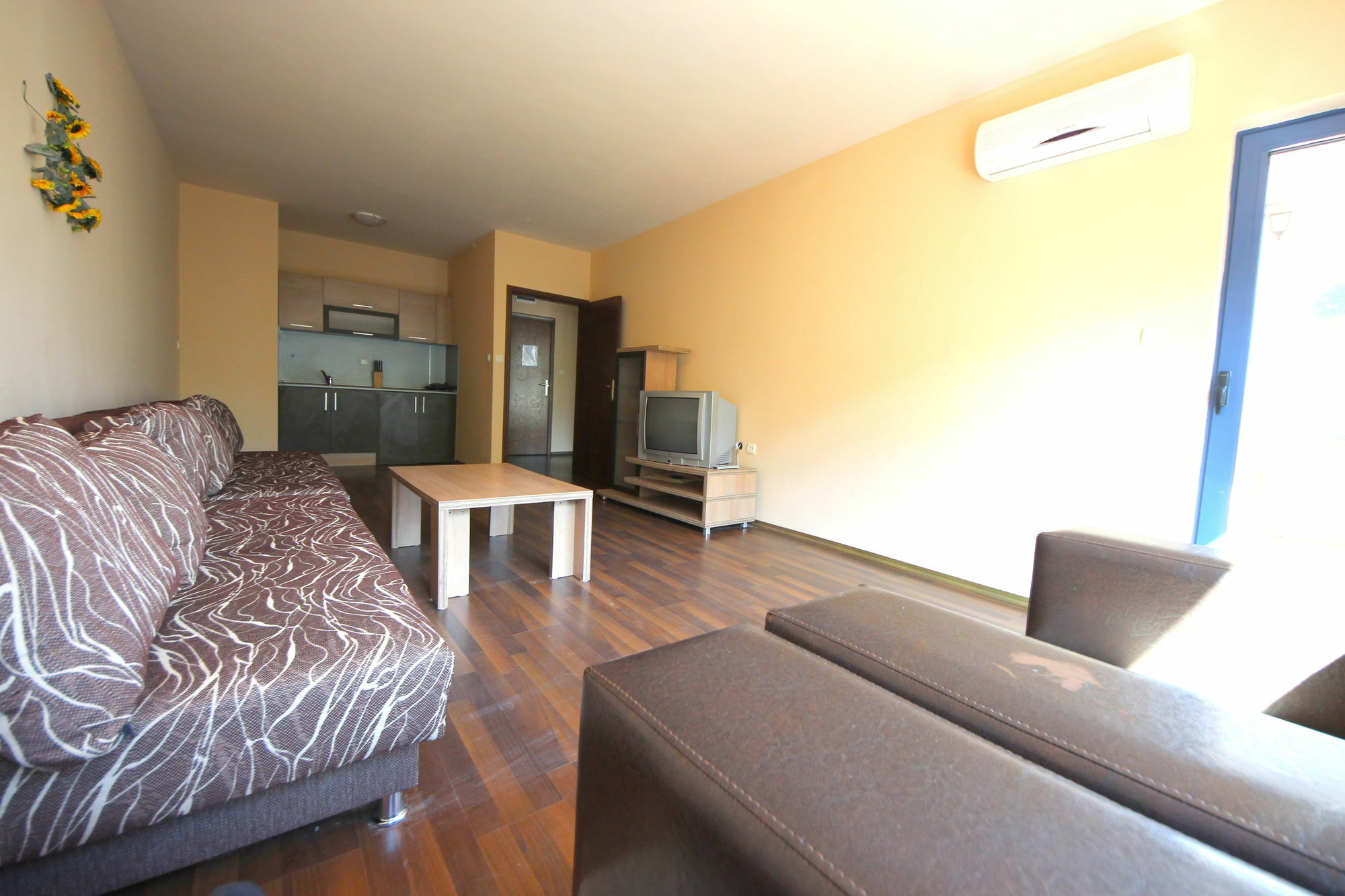 Menada Villa Bonita Apartments Sunny Beach Esterno foto
